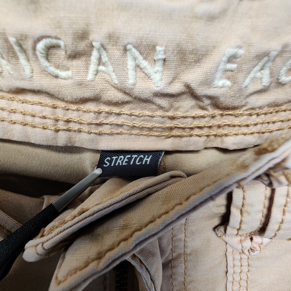 American Eagle Outfitters Cargo Pants Womens 4 Short Stretch Relaxed Fit Khaki - Picture 4 of 12